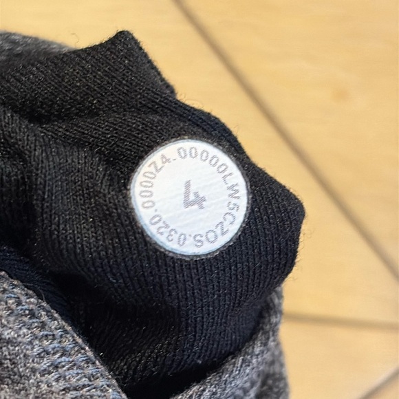 Lululemon Lululemon Align Pant 25" Leggings Heathered Black Grey 4 EUC - Picture 6 of 6